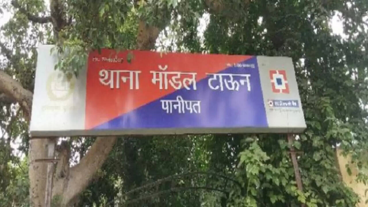 गली में आते जाते बोलते थे पत्नी को अपशब्द, विरोध किया तो पति किया अगवा,