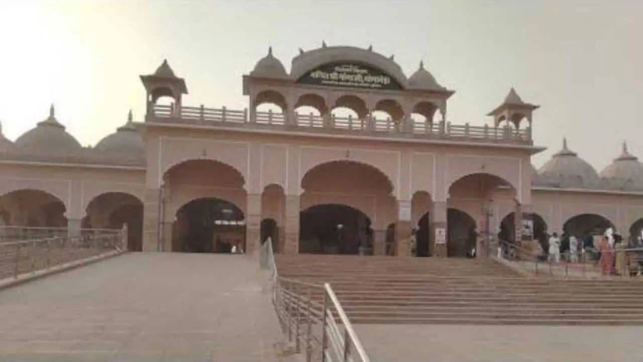 राजस्थान के हनुमानगढ़ जिले में लगने वाले गोगामेड़ी मेले को लेकर आई बड़ी अपडेट, देखें