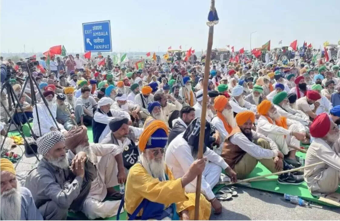 FARMER PROTEST:-आज ट्रैड यूनियन के साथ किसान मिलकर जिला मुख्यालयों के रेल्वे स्टेशन के बाहर करंगे प्रदर्शन ,जानिए पूरी खबर