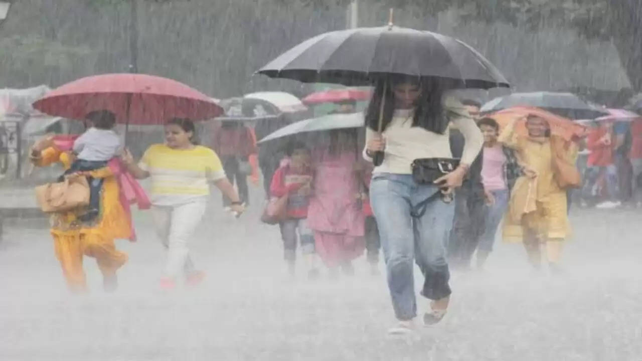 दिल्ली में आज दस्तक देगा मॉनसून, हरियाणा व राजस्थान के इन जिलों में बारिश की आशंका