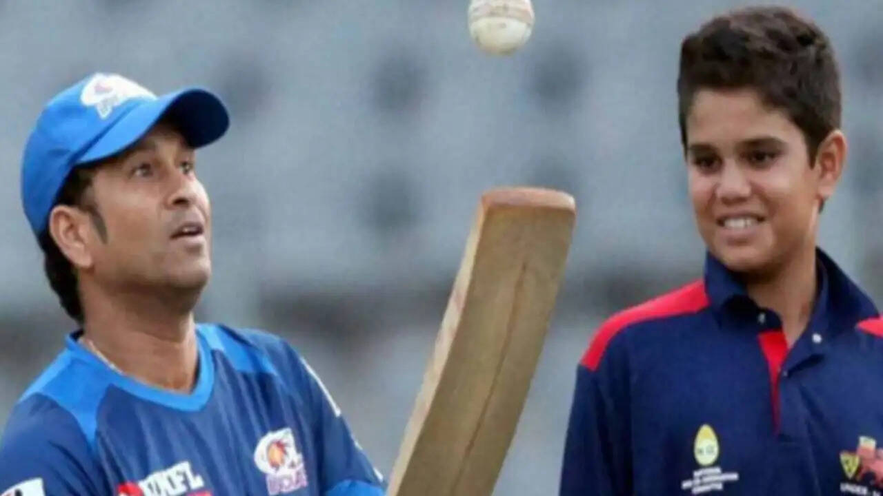 सपा नेता का ब्यान- तेंदुलकर का बेटा IPL में MSP पर खरीदा गया, यहीं गारंटी किसानों कों चाहिए, जानिए ख़बर