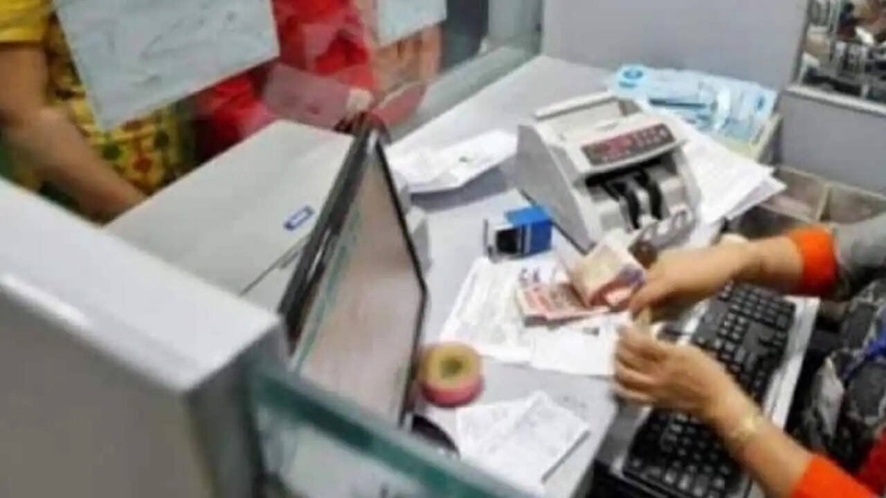 1 अप्रैल से इन बैंकों का बदल गया है IFSC कोड, जानिए ख़बर