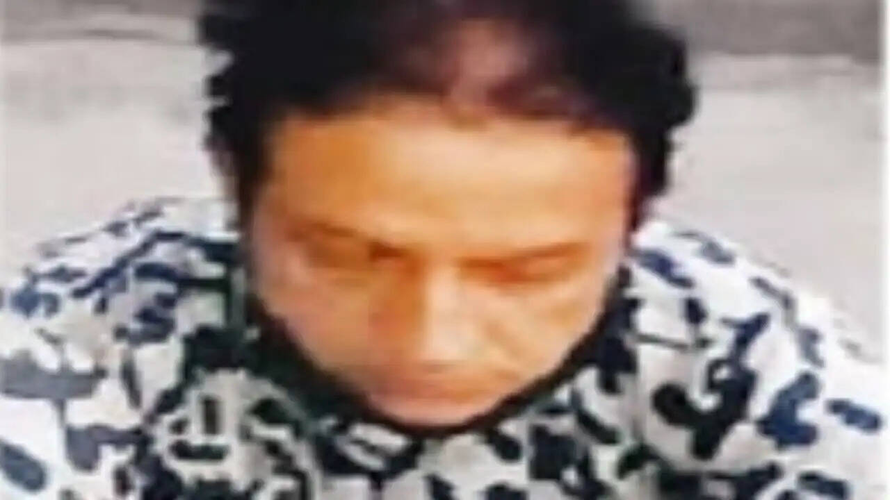 अजीब चोर- नकली चाबी लगा बाइक चुराता, जब पेट्रोल ख़त्म होता तो सड़क पर छोड़ दूसरी चुराता,