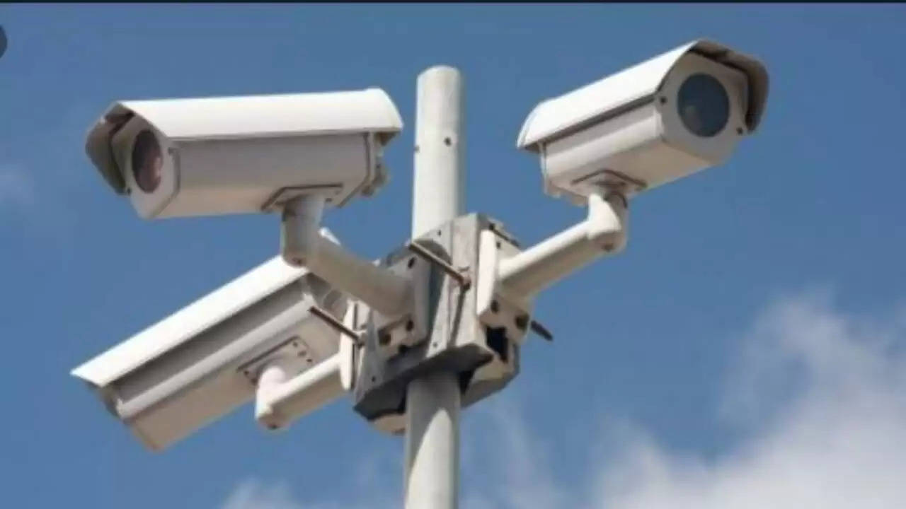 हरियाणा के हर गावों में लगेंगे सीसीटीवी कैमरे व स्ट्रीट लाइटें, देखें यह है सरकार का प्लान