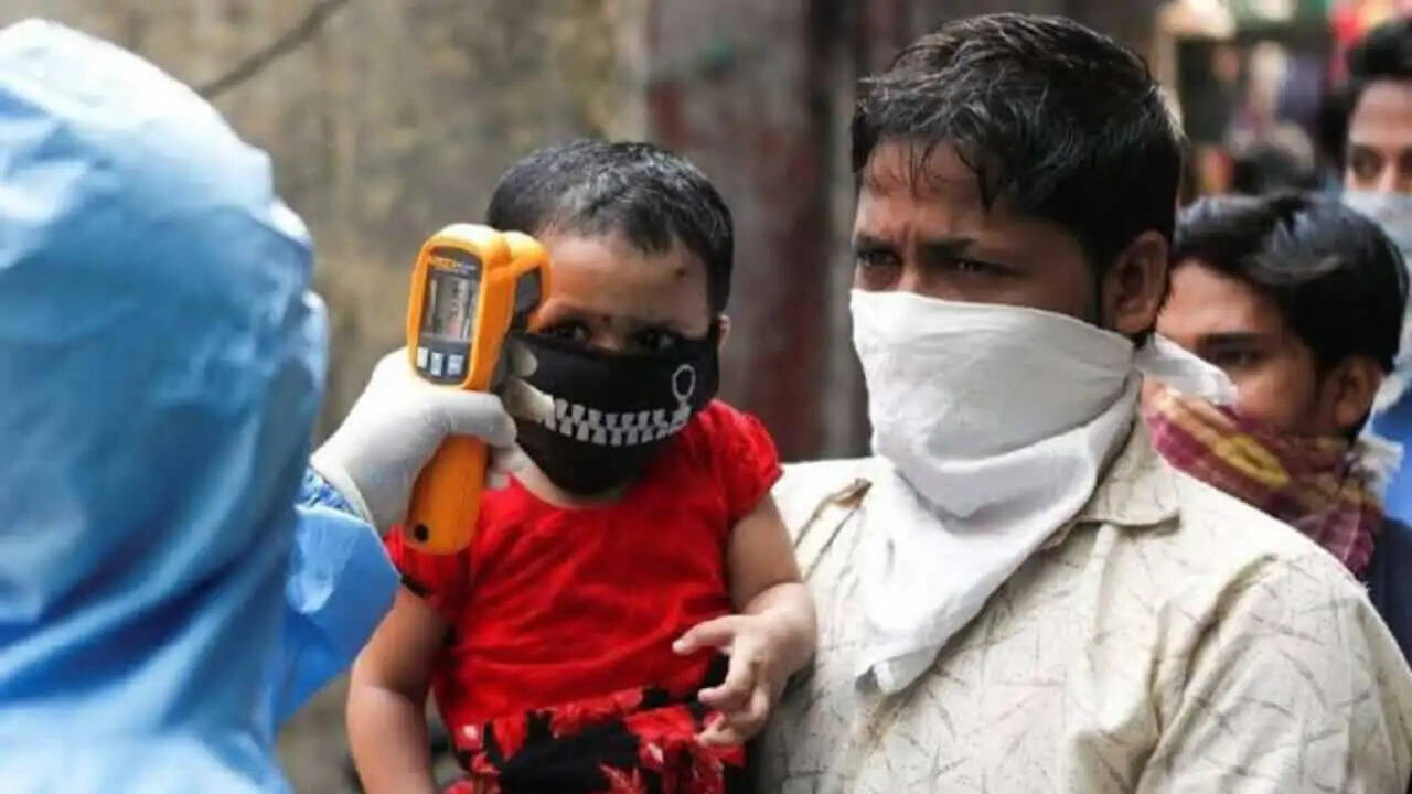 Corona Update In India : देश में मिले कोरोना के 46,759 मरीज, अकेले केरल राज्य के आंकड़े बढ़ा रहे चिंता