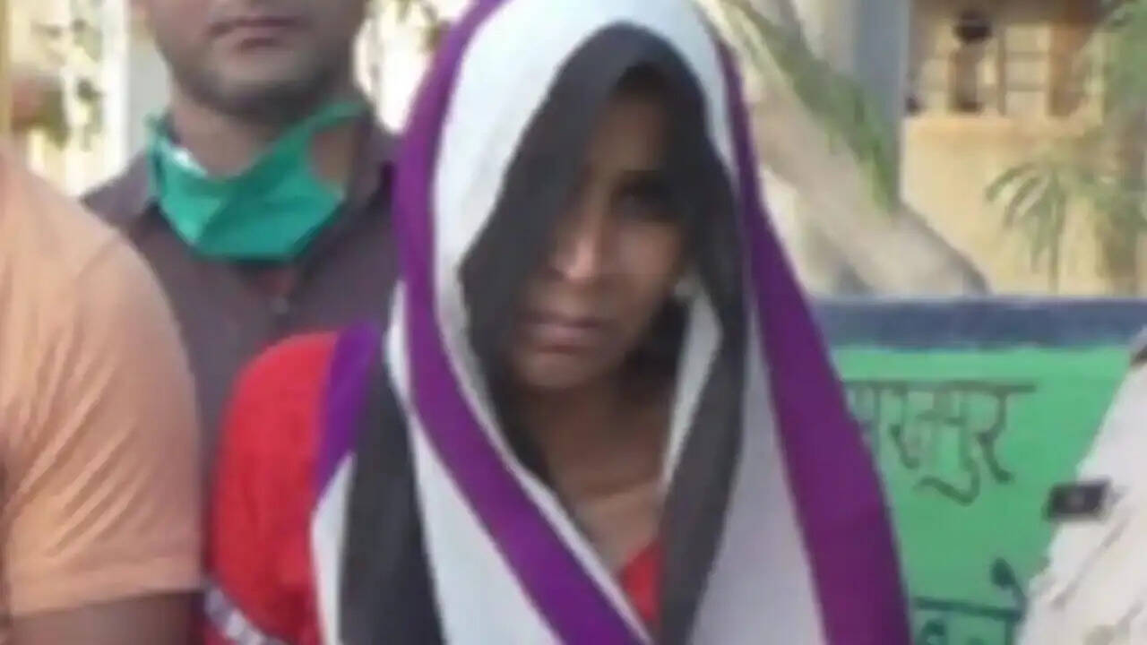 माँ ने ही सुपारी देकर मरवा दिया अपने 25 साल क़े बेटे को, जानिए पूरी खबर