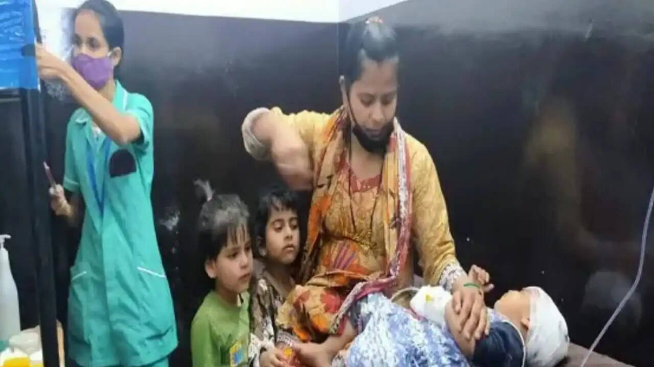 पंजाब में दिल दहला देने वाली घटना, चलती ट्रेन से बाहर गिरी डेढ़ साल की मासूम बच्ची,