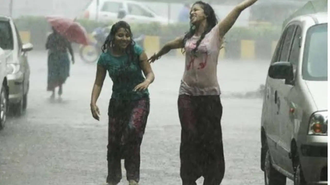 Heavy Rain in Haryana : हरियाणा में आज रात्रि झमाझम बारिश, बाकि जगहों पर होगी कल, देखें अपडेट
