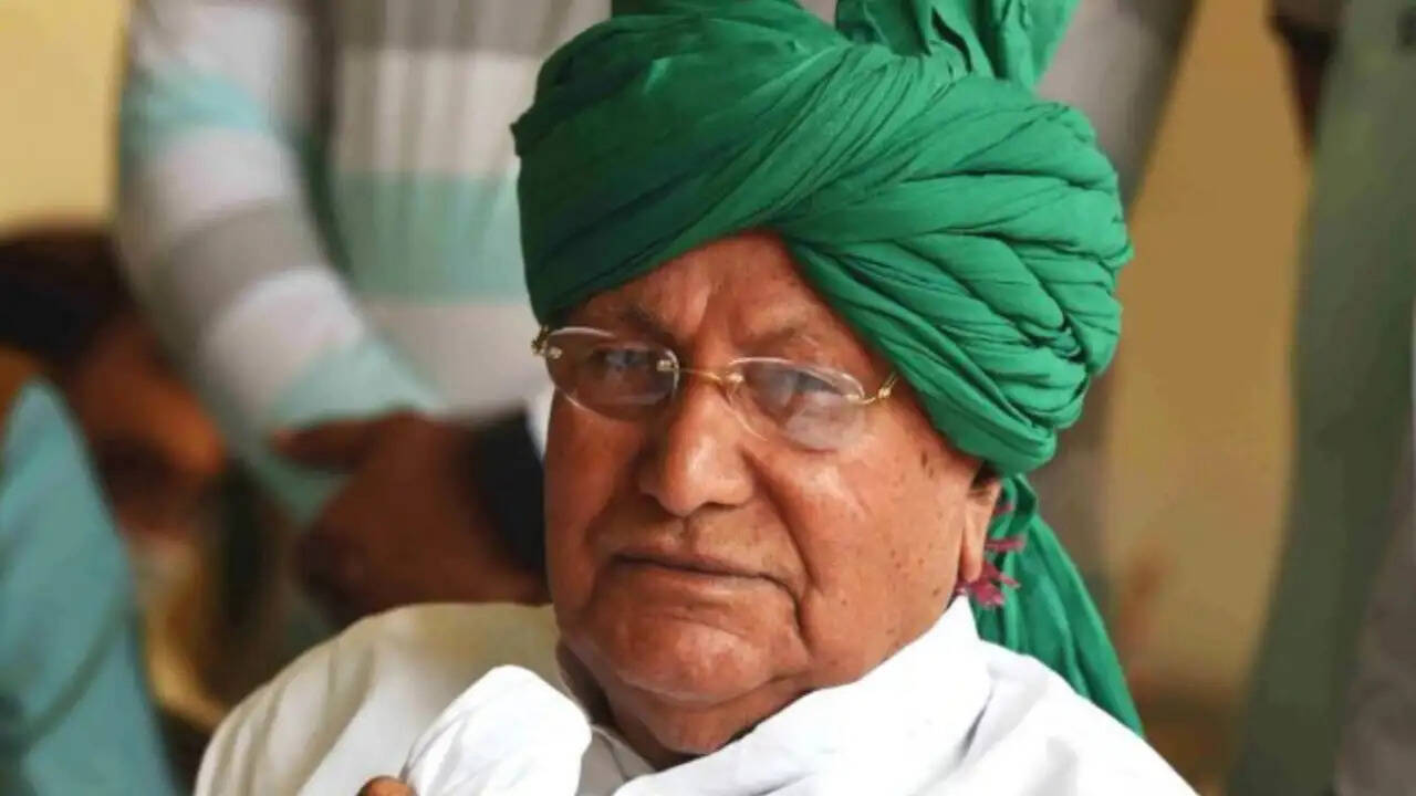 हरियाणा प्रदेश के पूर्व मुख्यमंत्री ओमप्रकाश चौटाला को दिल्ली हाईकोर्ट से राहत, इतनी काट चुके सज़ा देखें