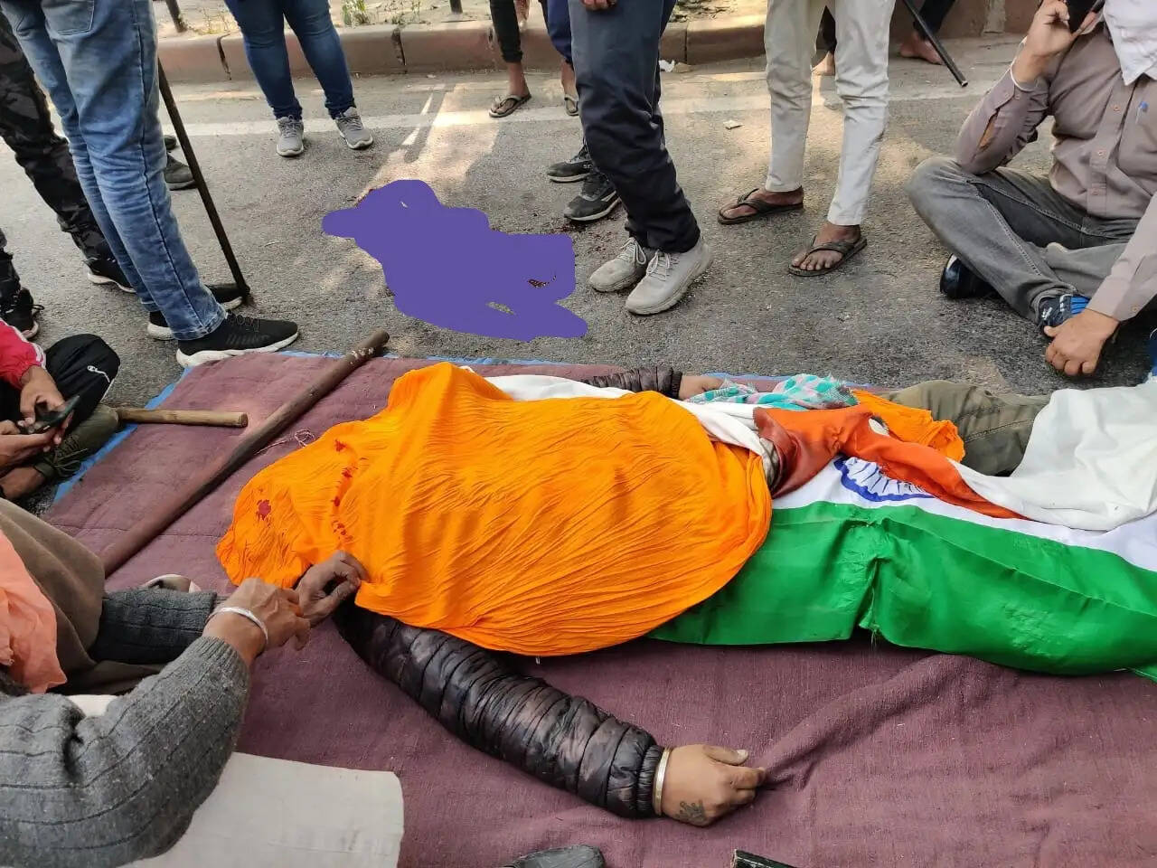 किसान आंदोलन में बड़ा हादसा ट्रैक्टर पलटने से हुई एक किसान की मौत,