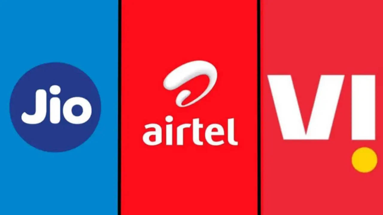 vi jio airtel know who plan is best in low cost plan
