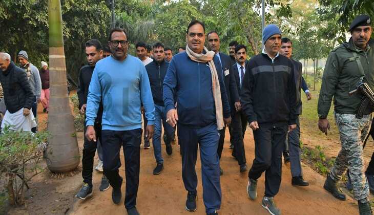 सीएम ने सेंट्रल पार्क में लोगों से की मुलाकात, सुबह-सुबह योग-व्यायाम जरूर करें, स्वस्थ रहें- मुख्यमंत्री भजनलाल शर्मा