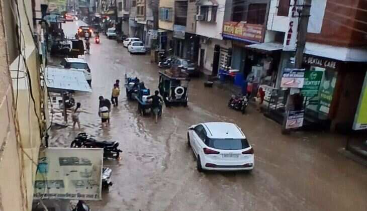 Sirsa Weather: सिरसा में दिनभर बारिश ही फुहार पड़ी, ऐलनाबाद और ओटू में तेज बरसे बादल