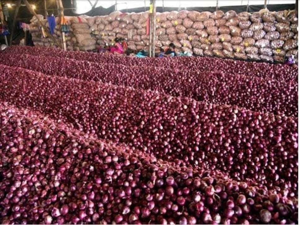 Onion Price Hike : आम जनता की पहुंच से बाहर हुआ प्याज, खरीदने से पहले चेक कर ले रेट 