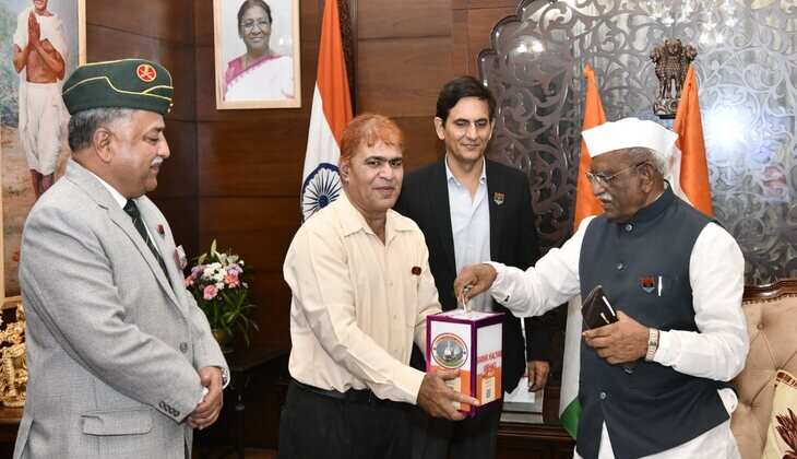 Rajasthan: राज्यपाल हरिभाऊ बागडे से राज्य सैनिक कल्याण विभाग के निदेशक ब्रिगेडियर वीरेंद्र सिंह राठौड़ की मुलाकात